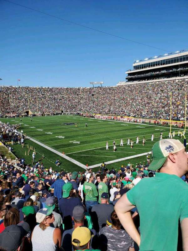 Notre Dame Stadium, bloc: 22, rangée: 39, place: 12