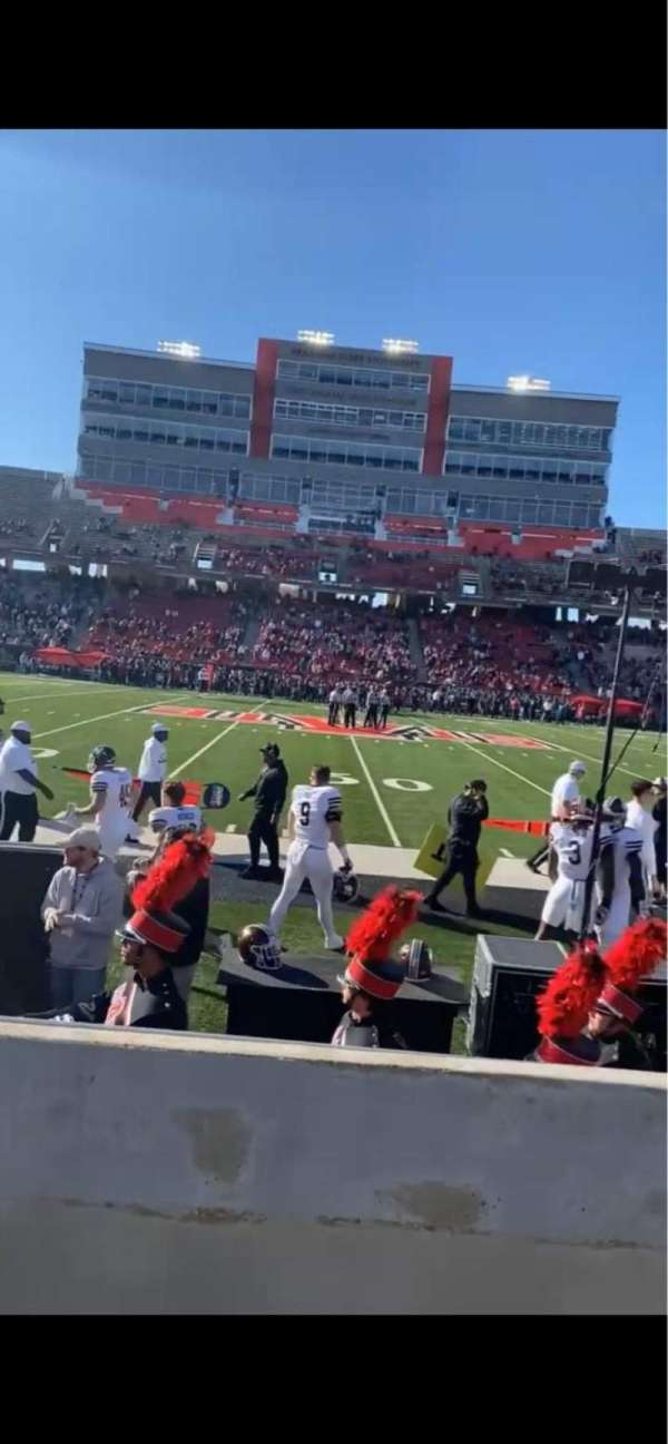 Centennial Bank Stadium, bloc: S, rangée: 1, place: 10