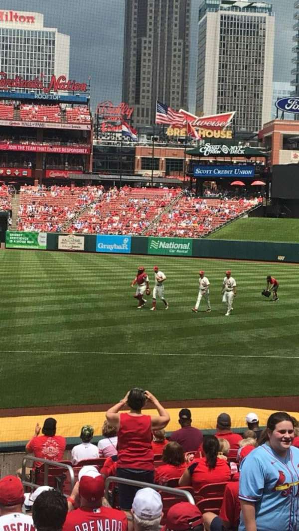 Busch Stadium, bloc: 138, rangée: 4, place: 11