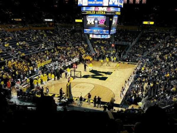 Crisler Center, bloc: 212, rangée: 29, place: 9