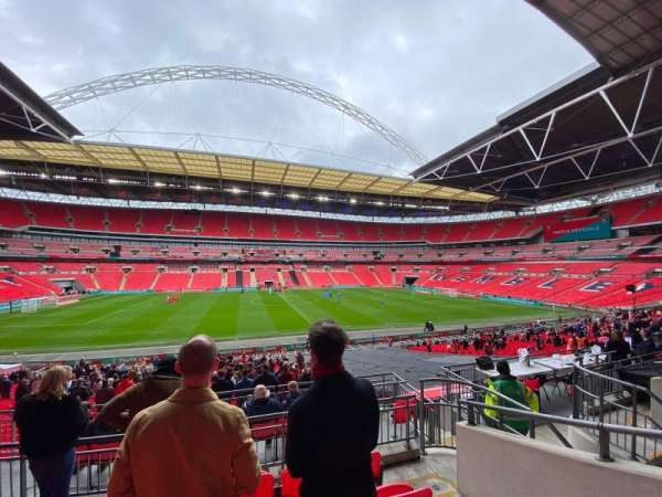 Wembley Stadium, bloc: 123, rangée: 35, place: 23
