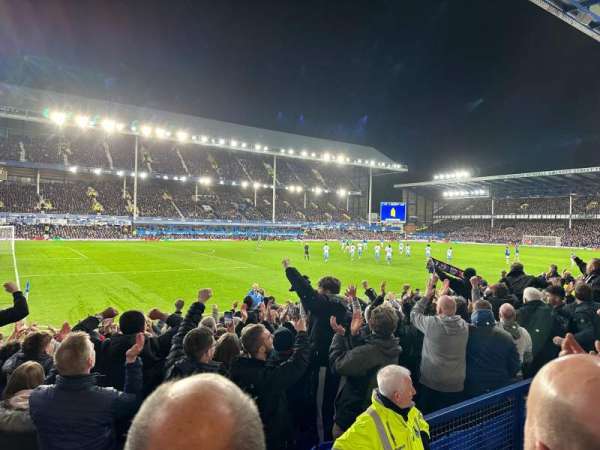 Goodison Park, bloc: LV1, rangée: B, place: 36