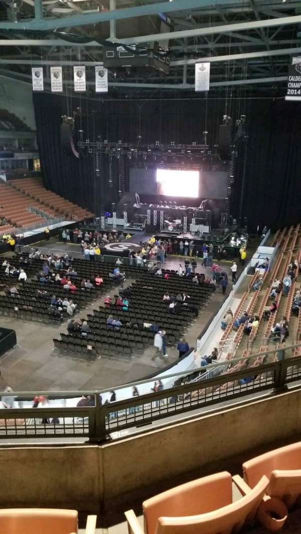 SNHU Arena, bloc: 225, rangée: C, place: 10
