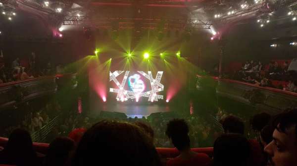 La Cigale, bloc: Balcon