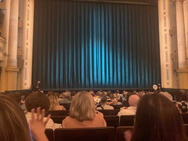 Hudson Theatre, bloc: Orchestra C, rangée: M, place: 106