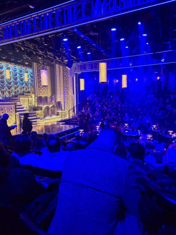 Circle in the Square Theatre, bloc: Orchestra 200 (Odd), rangée: E, place: 219