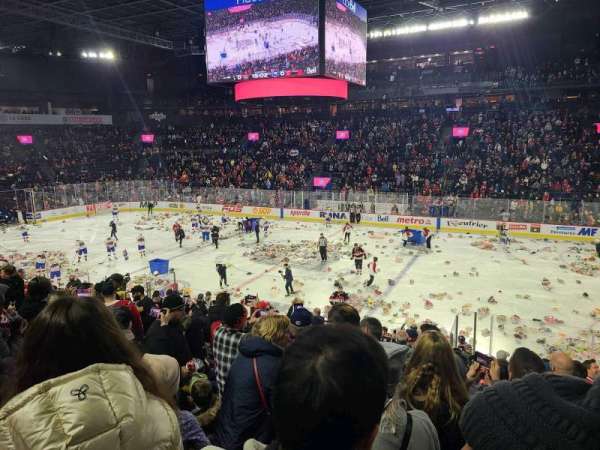 Place Bell, bloc: 116, rangée: S, place: 9