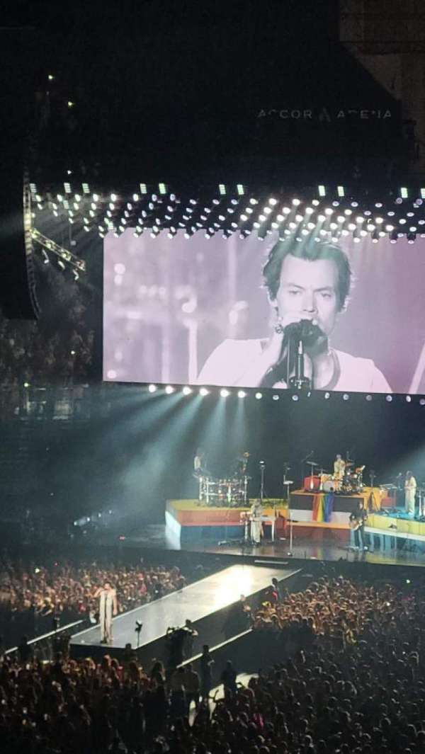 Accor Arena, bloc: Balcon B, rangée: 84, place: 26