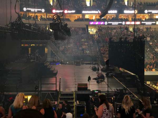 American Airlines Center, bloc: 121, rangée: O, place: 8