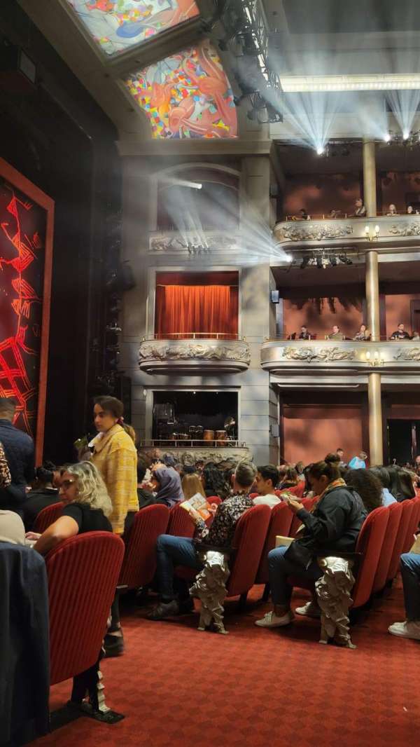 Princess of Wales Theatre, bloc: Orchestra L, rangée: B, place: 41