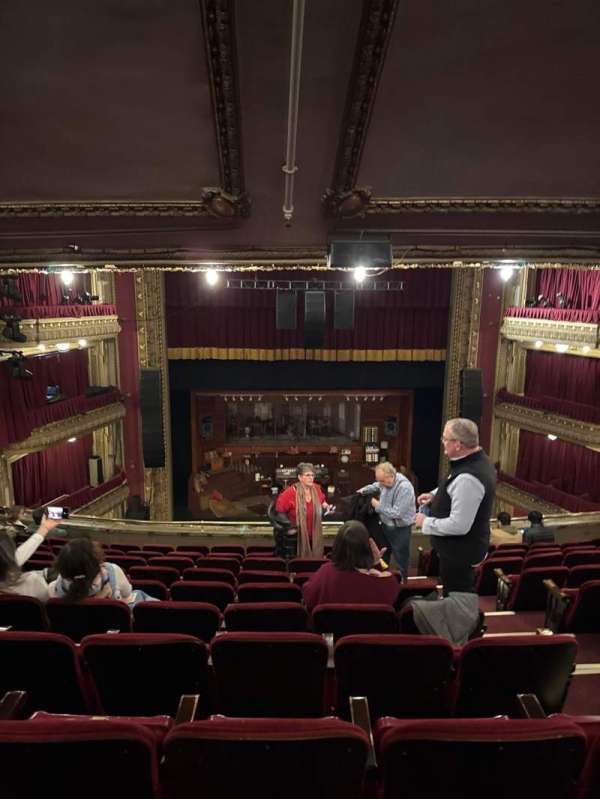 CIBC Theatre, bloc: Mezzanine LC, rangée: K, place: 305