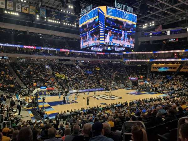 Fiserv Forum, bloc: 108, rangée: 19, place: 4