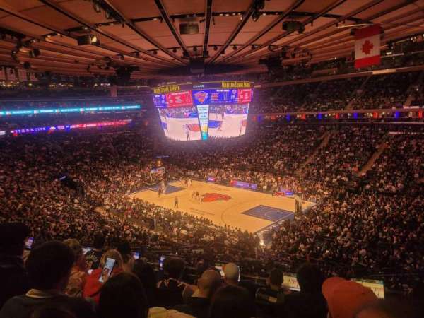 Madison Square Garden, bloc: 227, rangée: 6, place: 20