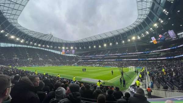 Tottenham Hotspur Stadium, bloc: 117, rangée: 15, place: 504