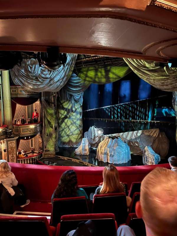 His Majesty's Theatre, London, bloc: Royal Circle, rangée: E, place: 10