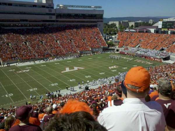 Lane Stadium, bloc: 37L, rangée: 44, place: 26
