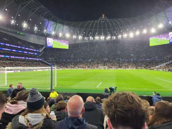 Tottenham Hotspur Stadium, bloc: 112, rangée: 10, place: 346