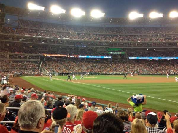 Nationals Park, bloc: 135, rangée: N, place: 7