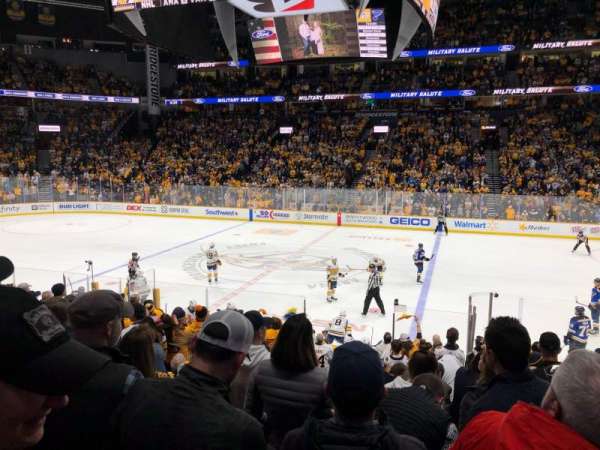 Bridgestone Arena, bloc: 116, rangée: C, place: 4