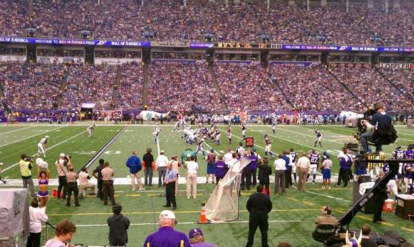 Mall of America Field, bloc: 110, rangée: 8, place: 30