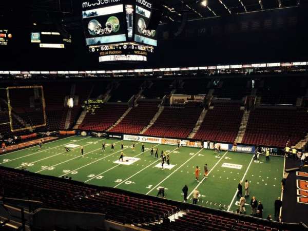 Moda Center, bloc: 214, rangée: L, place: 4
