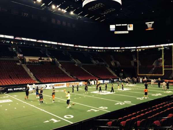 Moda Center, bloc: 114, rangée: H, place: 10