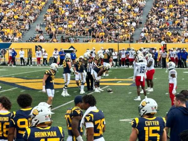 Mountaineer Field, bloc: 126, rangée: 1, place: 124
