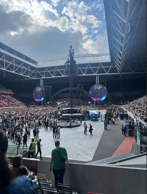 Merkur Spiel-Arena, bloc: 34, rangée: 10, place: 6