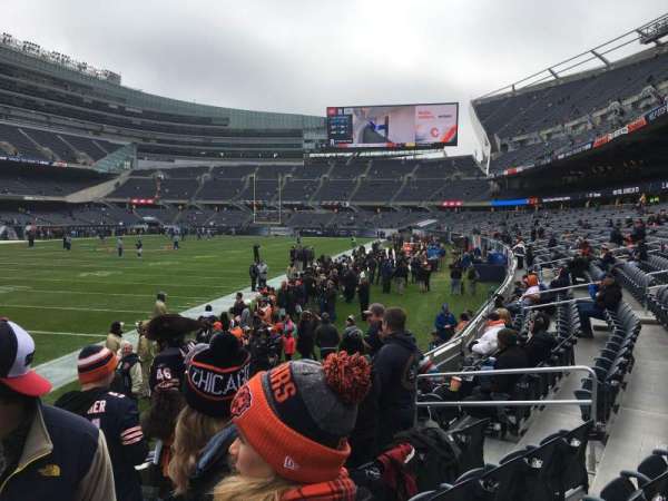 Soldier Field, bloc: 146, rangée: 6, place: 14