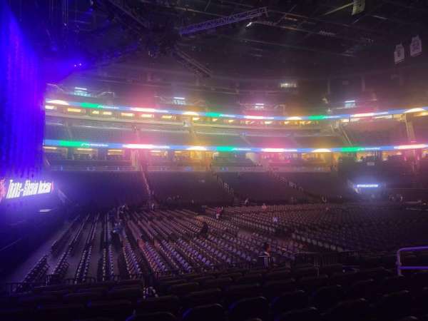 Kia Center, bloc: 116, rangée: 10, place: 9