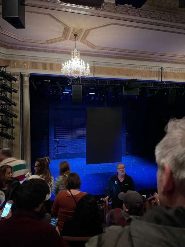 Music Box Theatre, bloc: Mezzanine L, rangée: F, place: 5