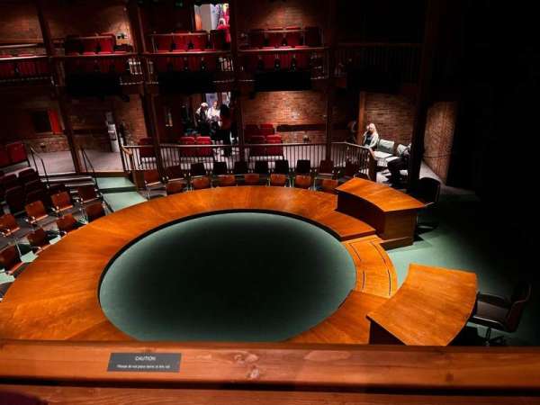 Swan Theatre, bloc: Gallery 1, place: B2