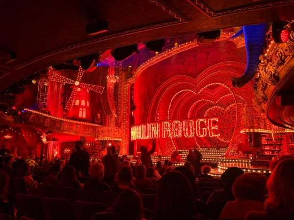 Al Hirschfeld Theatre, bloc: Orchestra R, rangée: O, place: 20