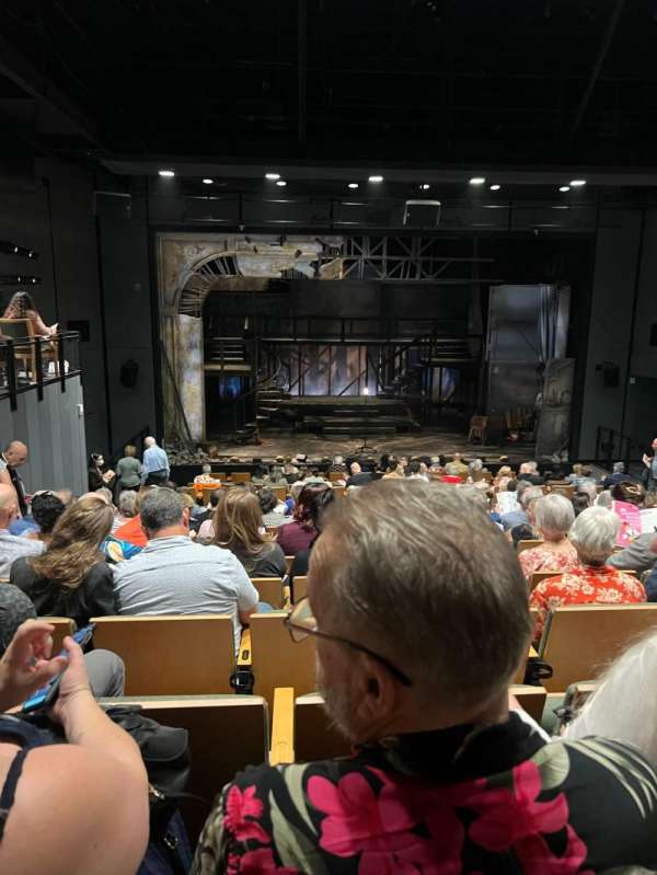 Joseph Clayes III Theater, bloc: C, rangée: T, place: 12