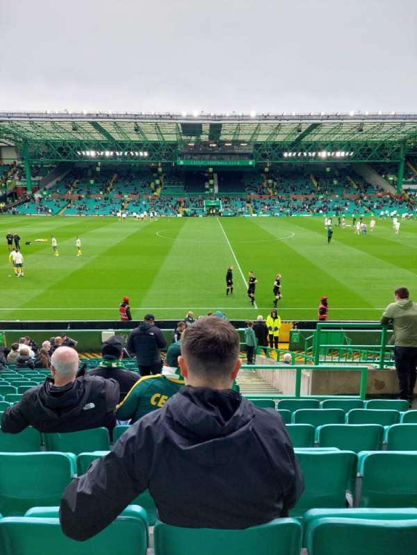 Celtic Park, bloc: 105, rangée: T, place: 21
