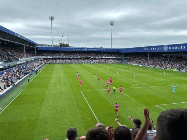 Loftus Road, bloc: Y2, rangée: F, place: 186