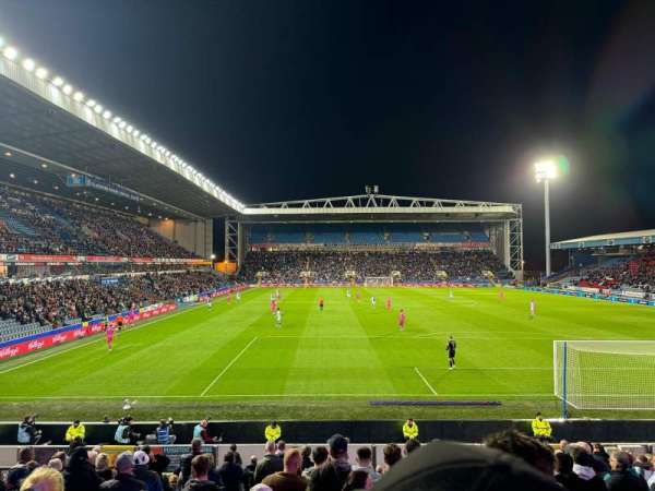 Ewood Park, bloc: S03, rangée: 20, place: 122