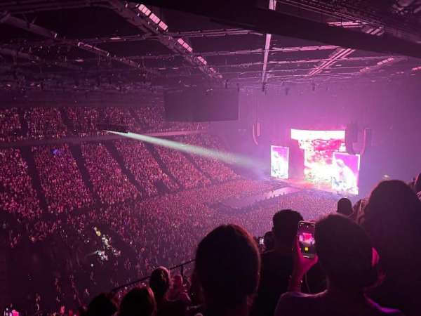 Accor Arena, bloc: Balcon D, rangée: 90, place: 13