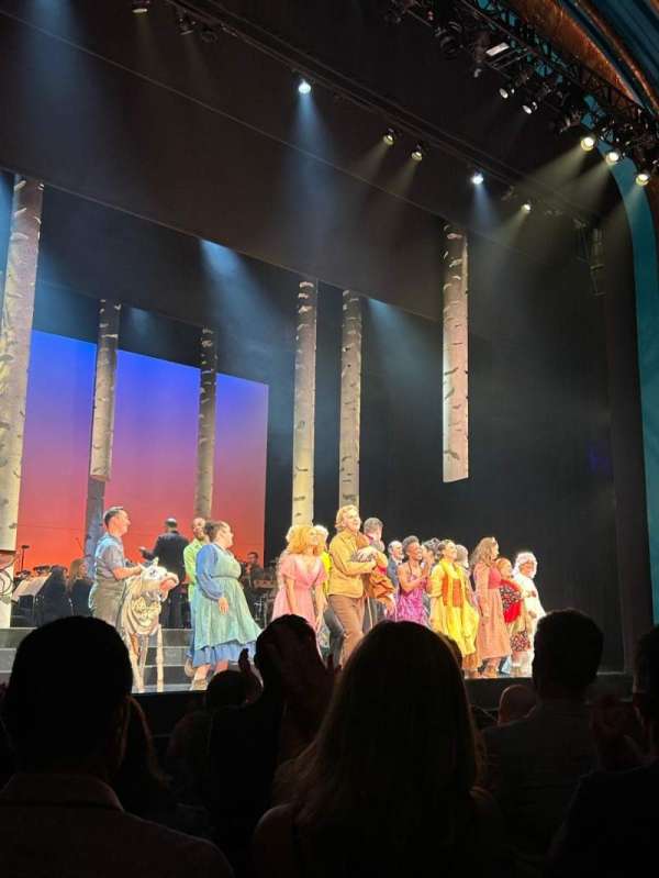 Curran Theater, bloc: ORCHESTRA L, rangée: H, place: 13