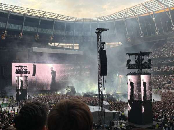 Tottenham Hotspur Stadium, bloc: 260, rangée: 24, place: 413