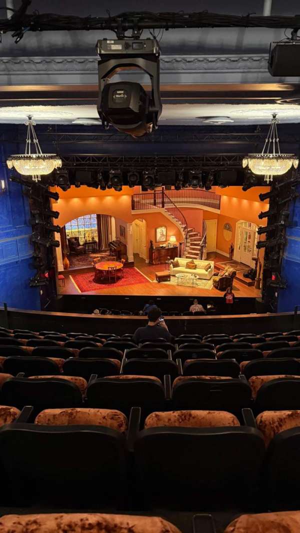 Hayes Theater, bloc: Mezzanine C, rangée: J, place: 107