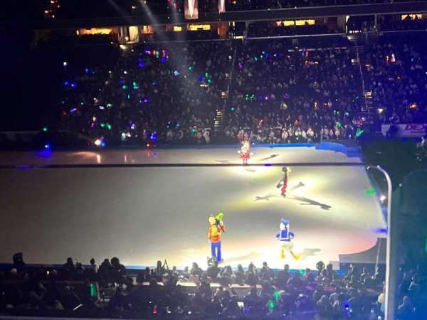 Capital One Arena, bloc: 201, rangée: A, place: 13