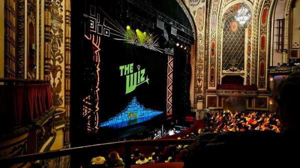 Cadillac Palace Theater, bloc: Dress Circle L, rangée: BB, place: 7