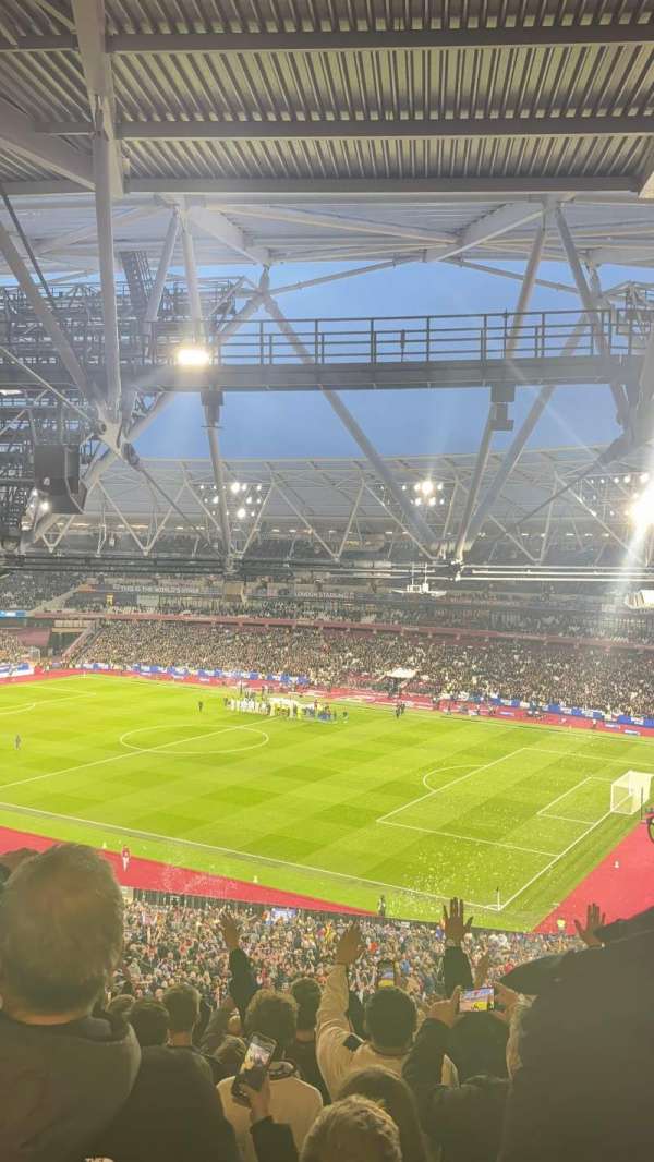 London Stadium, bloc: 241, rangée: 63, place: 265