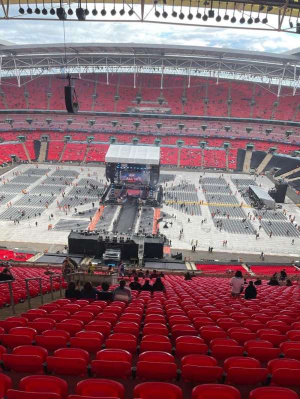 Wembley Stadium, bloc: 552, rangée: 31, place: 370