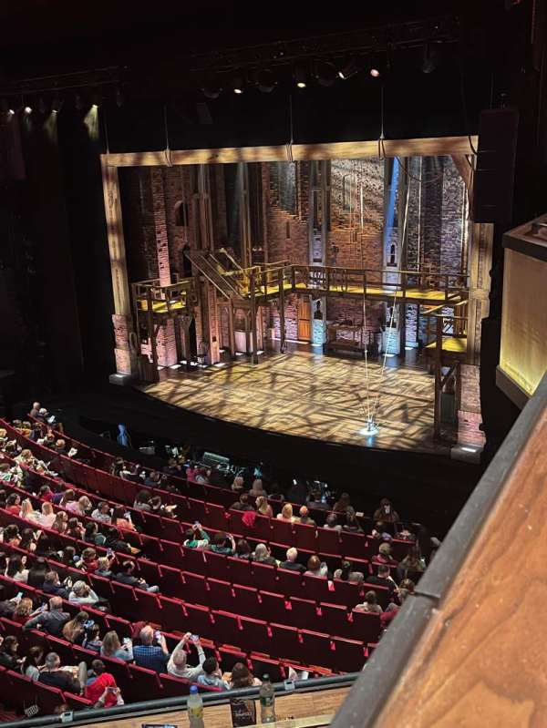 Bord Gáis Energy Theatre, bloc: Box F, rangée: F, place: 2