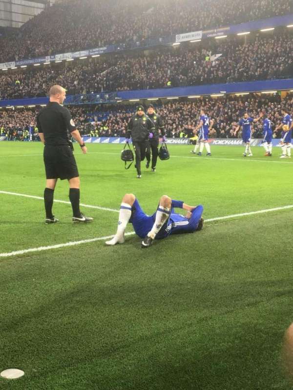 Stamford Bridge, bloc: Shed End Lower 4, rangée: 1, place: 102