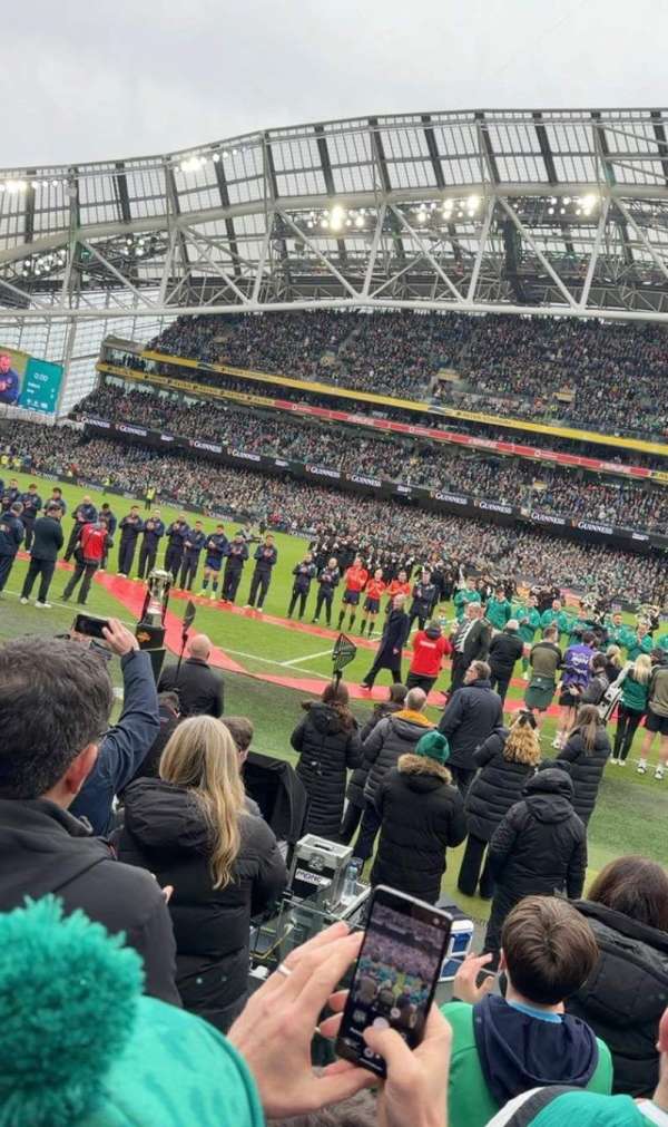 Aviva Stadium, bloc: 124, rangée: j, place: 23