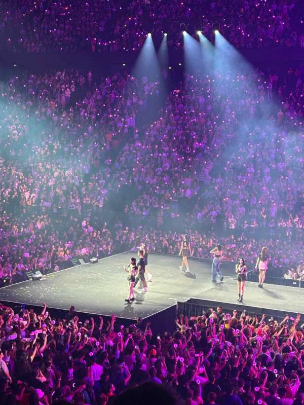 Accor Arena, bloc: Gradin G, rangée: 9, place: 13