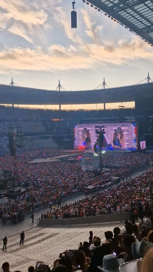 Stade de France, bloc: C3, rangée: 44, place: 05